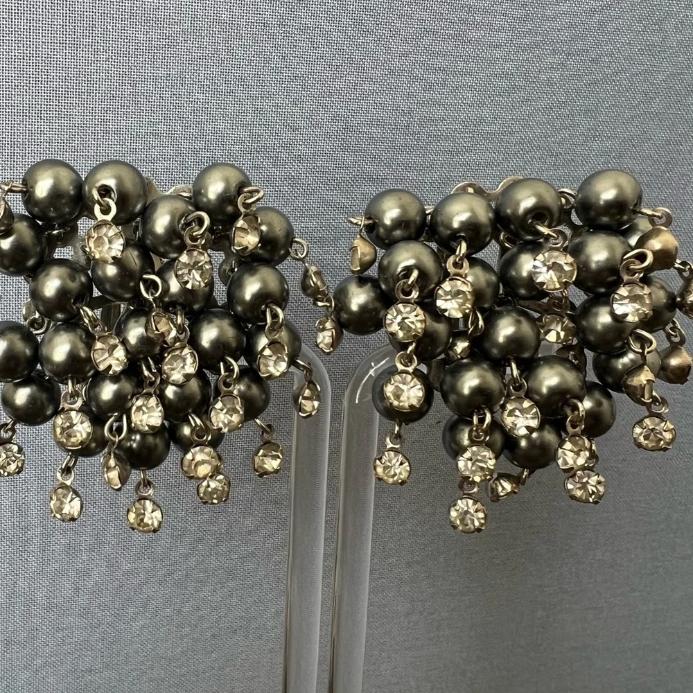 Vintage faux pearl and rhinestone earrings (clip)